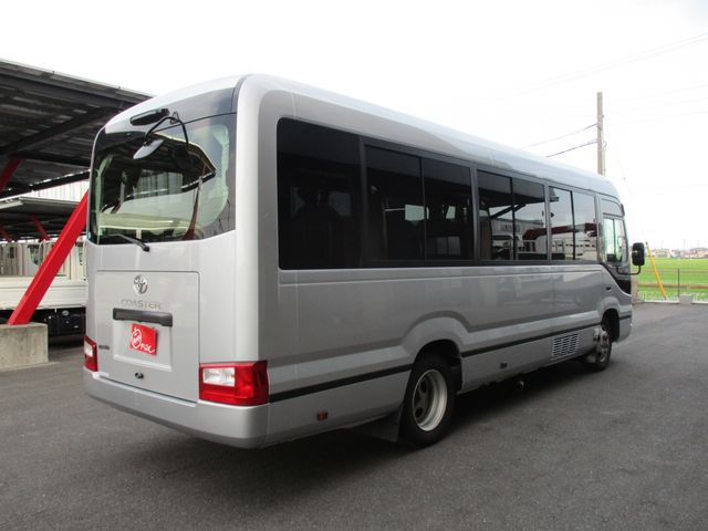 Toyota COASTER 2017-06 4583-1
