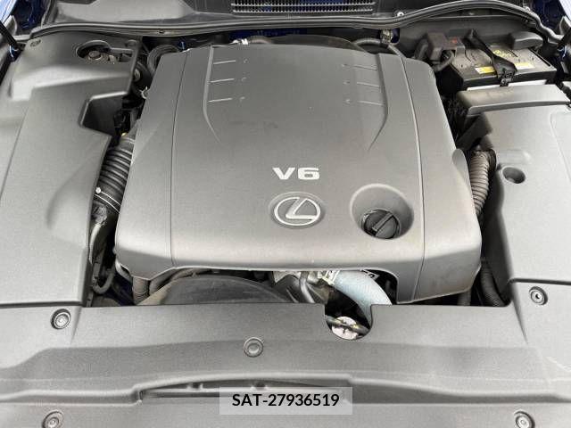 Lexus IS 2012-02 228265-18