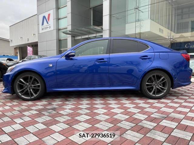 Lexus IS 2012-02 228265-14
