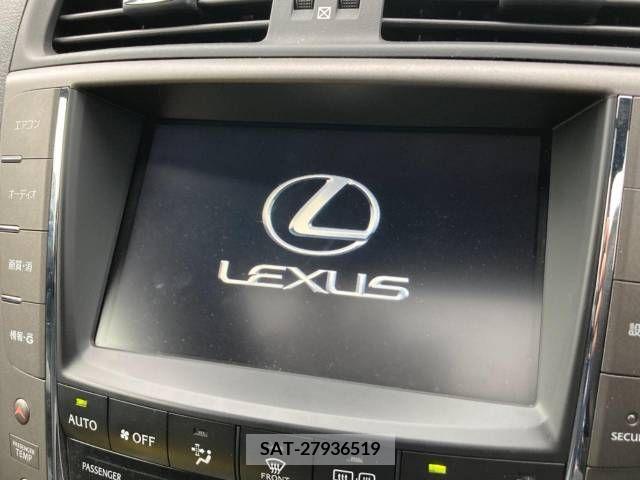 Lexus IS 2012-02 228265-3