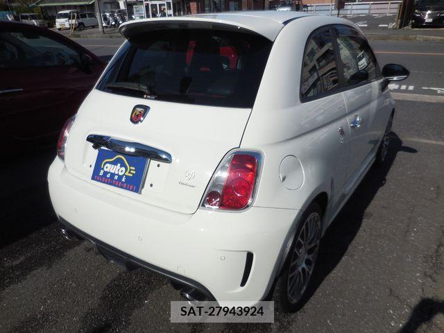 Abarth 595 2016-02 246586-5