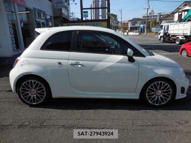Abarth 595 2016-02 246586-6