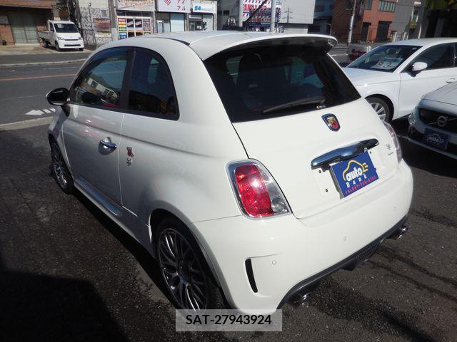 Abarth 595 2016-02 246586-3