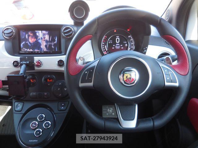 Abarth 595 2016-02 246586-12