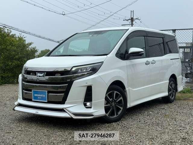 Toyota NOAH 2018-02 321568-0