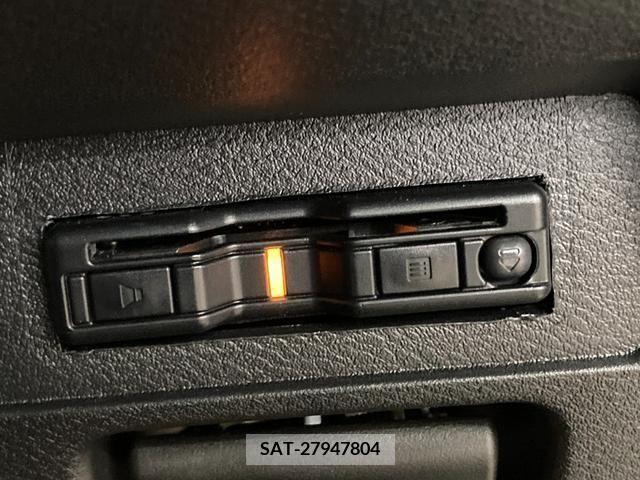 Nissan NOTE 2022-03 225005-9
