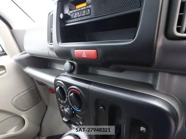 Suzuki EVERY 2020-03 301623-23