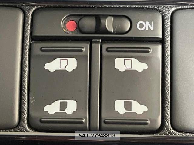 Honda STEP WGN 2013-02 212877-2