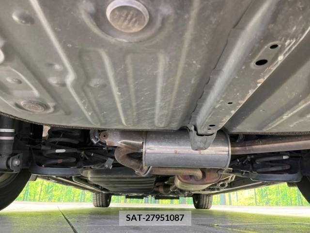 Toyota VOXY 2020-02 220342-18