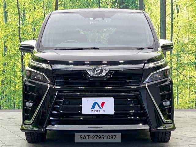 Toyota VOXY 2020-02 220342-14