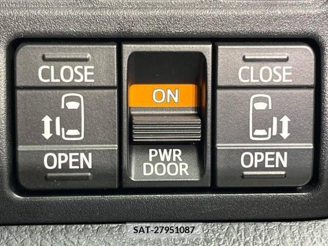 Toyota VOXY 2020-02 220342-3