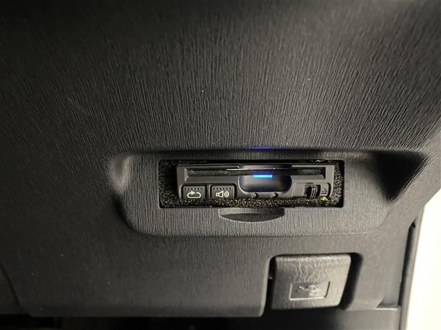 Toyota PRIUS 2014-03 181262-18