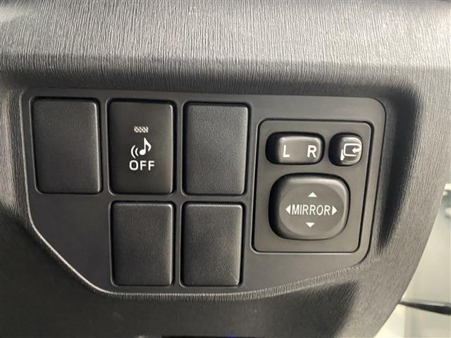 Toyota PRIUS 2014-03 181262-17
