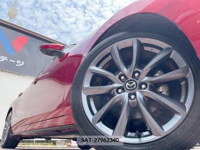 Mazda MAZDA3 2019-09 301035-13