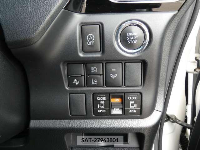 Toyota VOXY 2018-01 321749-15
