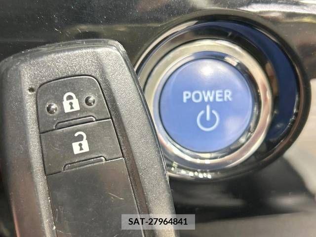 Toyota PRIUS 2019-05 335197-7