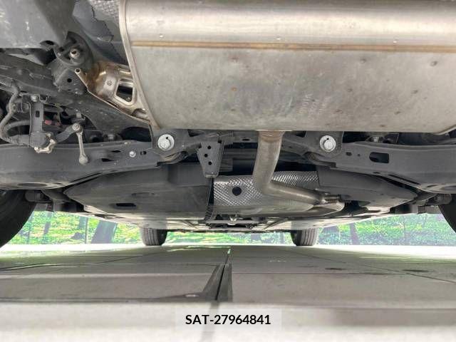 Toyota PRIUS 2019-05 335197-19