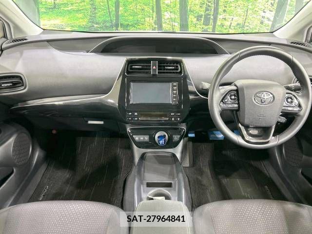 Toyota PRIUS 2019-05 335197-1