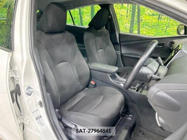 Toyota PRIUS 2019-05 335197-8