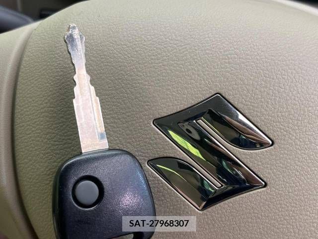 Suzuki ALTO 2013-08 355767-2
