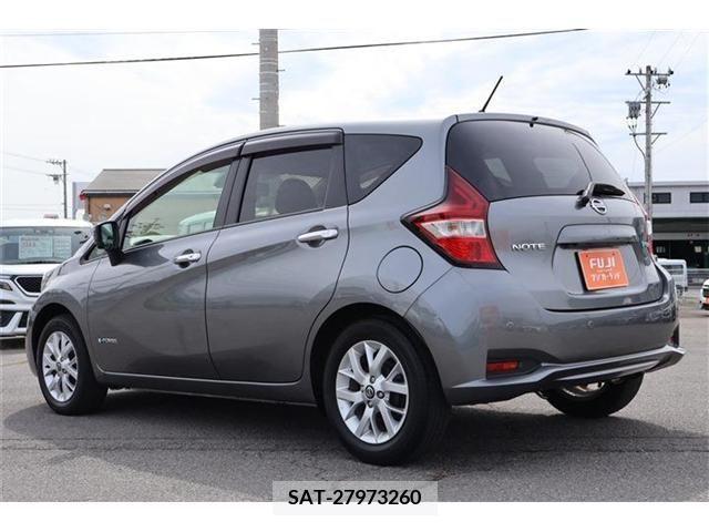 Nissan NOTE 2019-07 279929-1