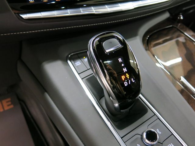 Cadillac ESCALADE 2022-03 3878-19