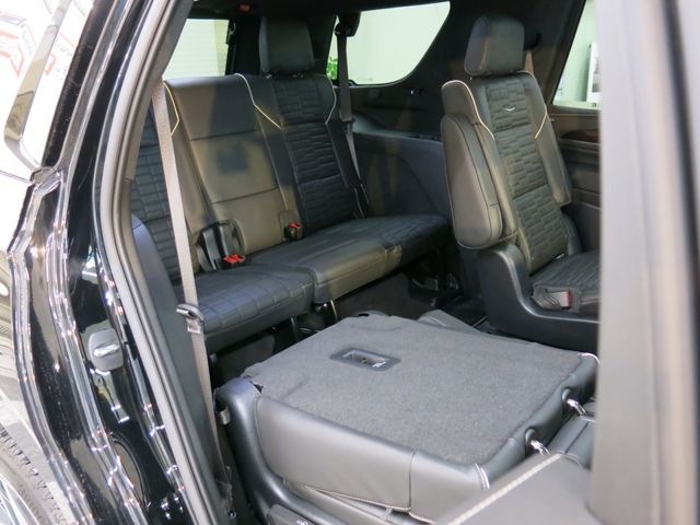 Cadillac ESCALADE 2022-03 3878-13
