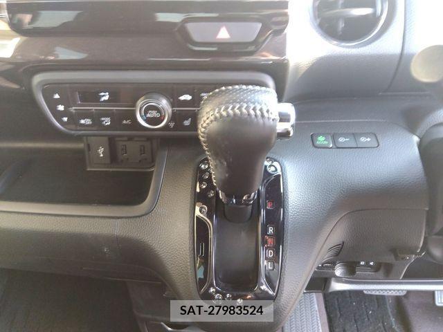 Honda N BOX CUSTOM 2020-01 236284-13