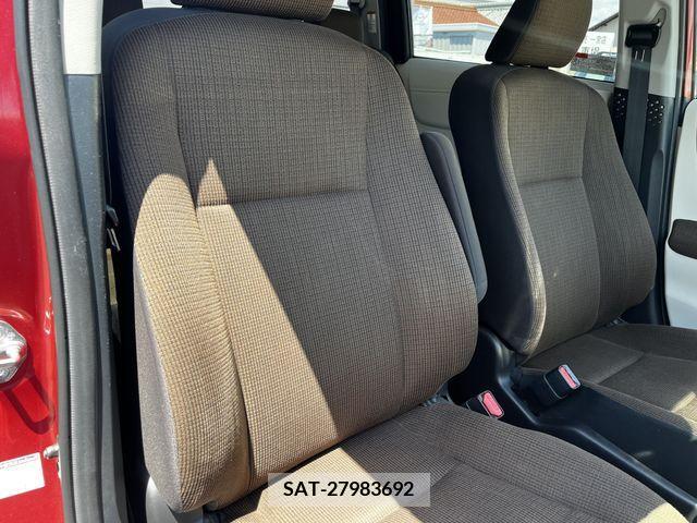 Toyota SIENTA 2016-06 298409-16