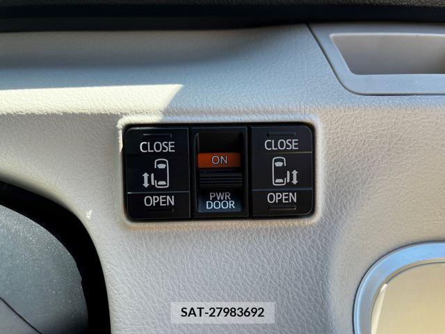 Toyota SIENTA 2016-06 298409-10