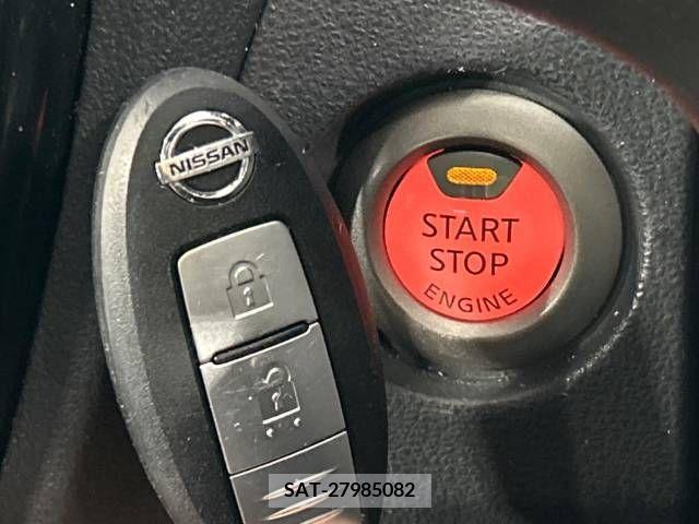 Nissan JUKE 2017-06 320519-6