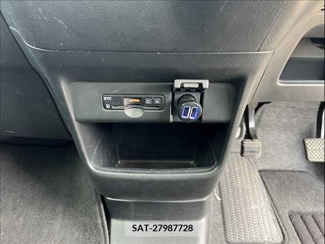 Honda N BOX 2016-08 306676-19