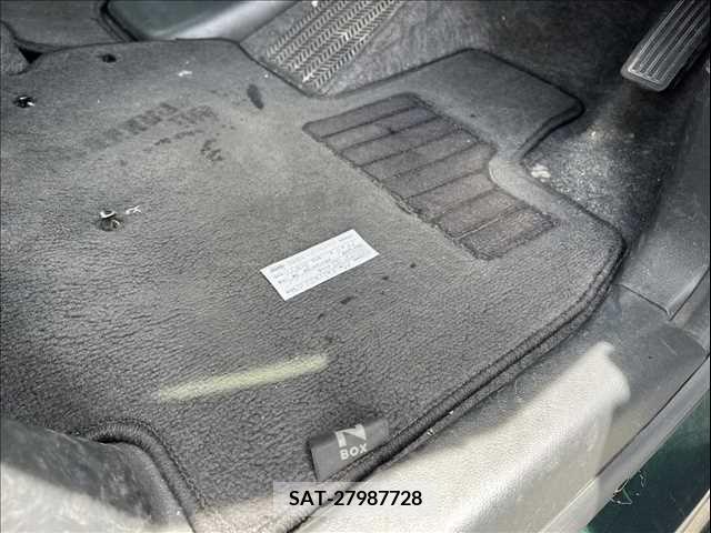 Honda N BOX 2016-08 306676-27