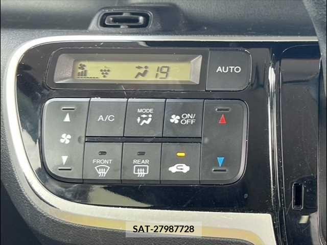 Honda N BOX 2016-08 306676-17