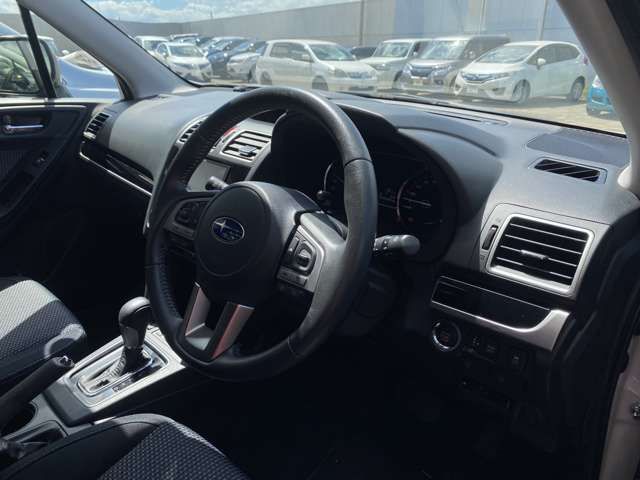 Subaru FORESTER 2017-04 194321-2