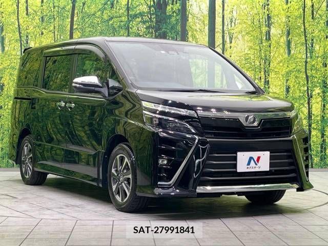 Toyota VOXY 2018-02 216538-16