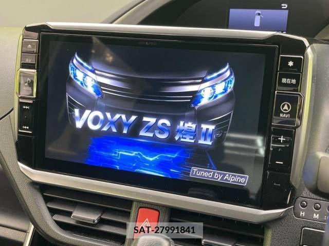 Toyota VOXY 2018-02 216538-2