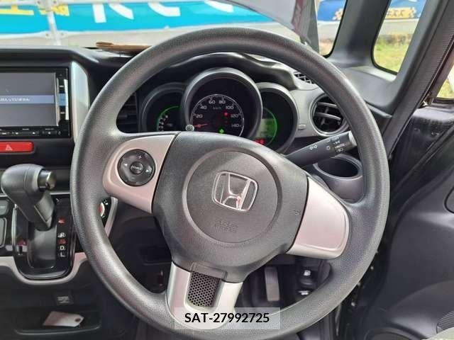 Honda N BOX 2015-01 278792-13