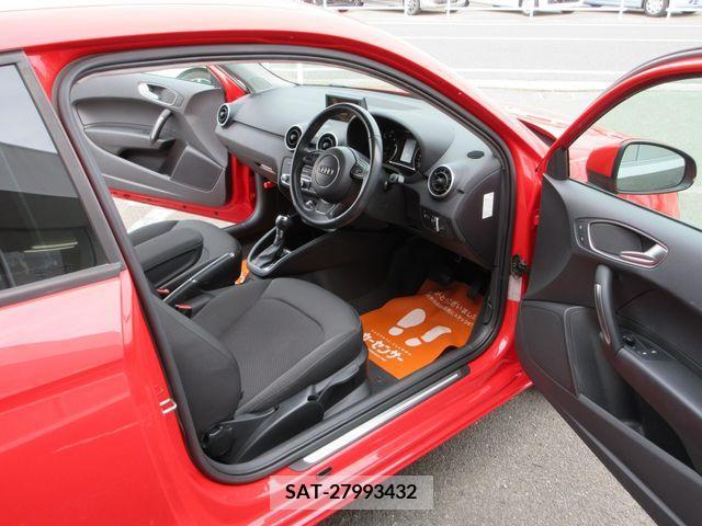 Audi A1 2012-05 317874-8