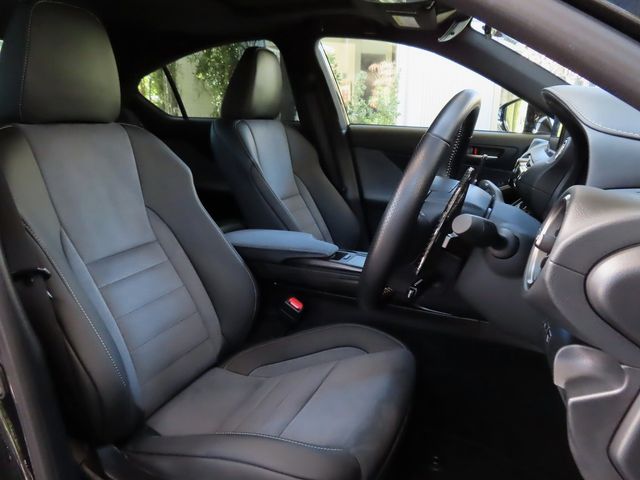 Lexus IS 2022-01 15724-17