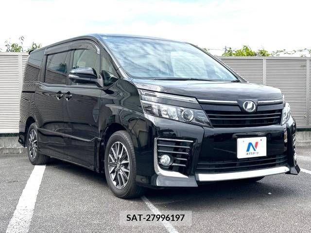 Toyota VOXY 2014-08 370502-17
