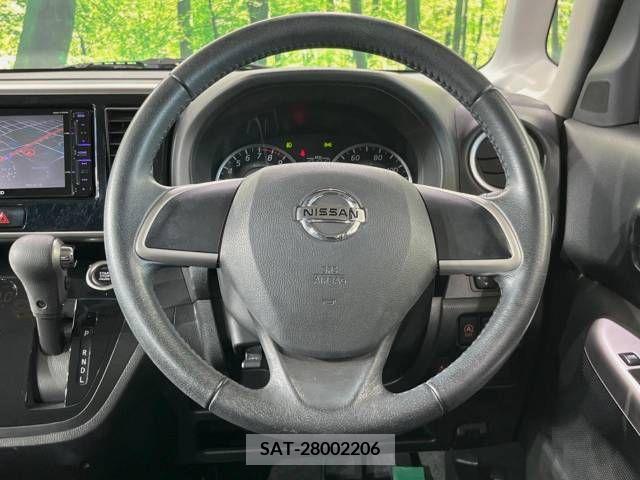 Nissan ROOX 2015-02 323770-11