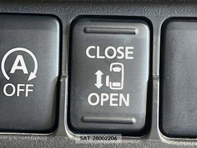 Nissan ROOX 2015-02 323770-5