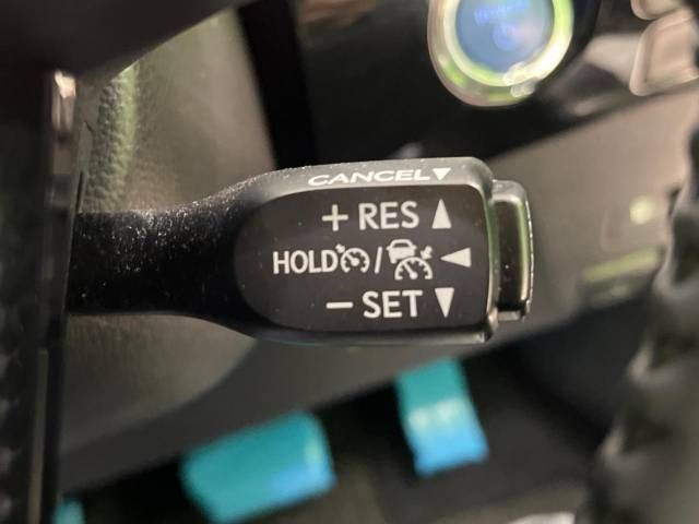 Toyota PRIUS 2019-08 14346-5