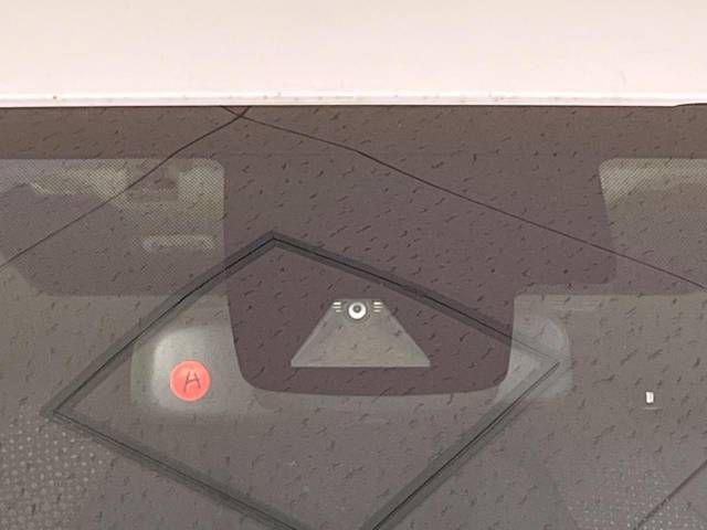 Toyota PRIUS 2019-08 14346-2