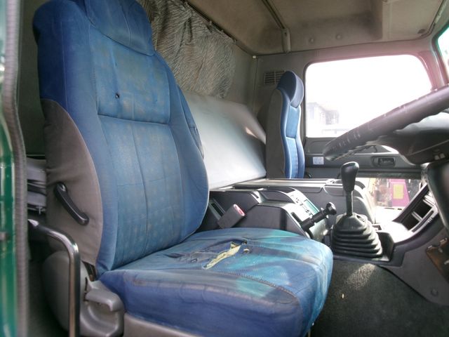Isuzu GIGA 2014-08 21574-19