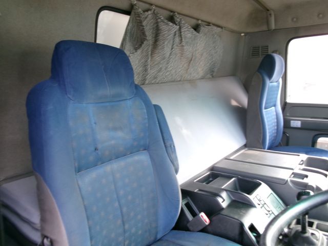 Isuzu GIGA 2014-08 21574-27