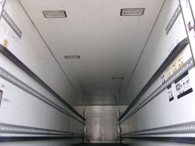 Isuzu GIGA 2014-08 21574-10