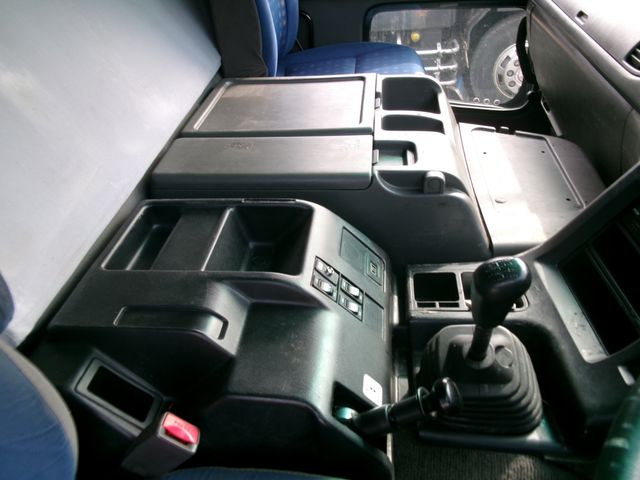 Isuzu GIGA 2014-08 21574-28