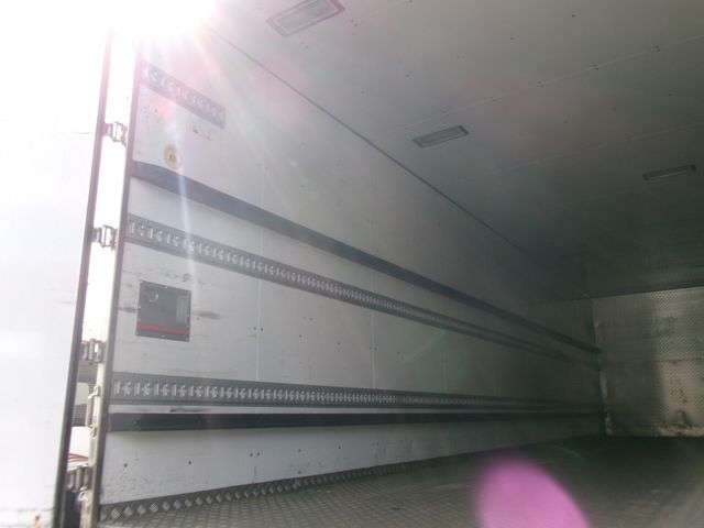 Isuzu GIGA 2014-08 21574-11